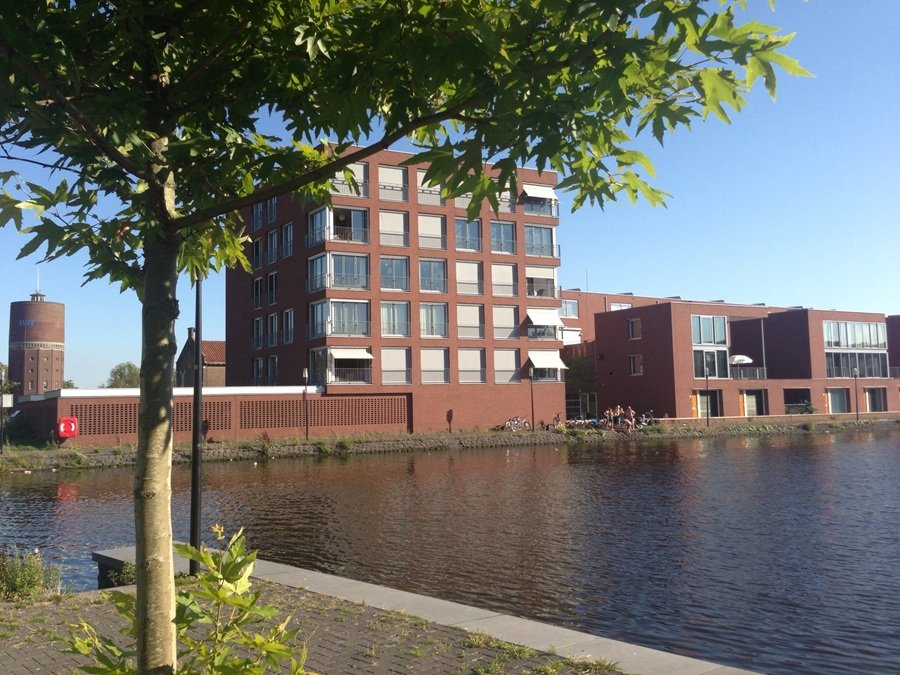 Vlaardingen, Zonwering Hoflaan, screens en uitvalschermen type markisolette scherm Vlaardingen, buitenzonwering Hoflaan